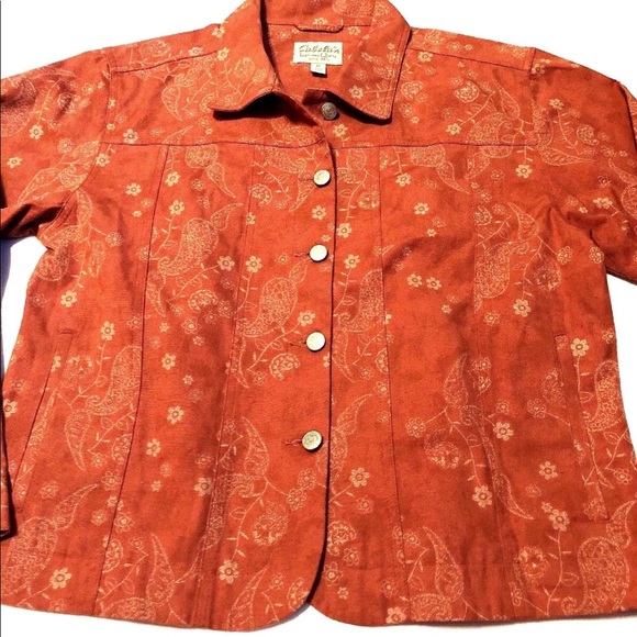 ⬇️$20 Cabela’s Denim style jacket floral paisley - Picture 2 of 8